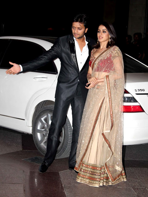 prince_riteish_deshmukh_genelia_at_esha_deol_sangeet_ceremony 8